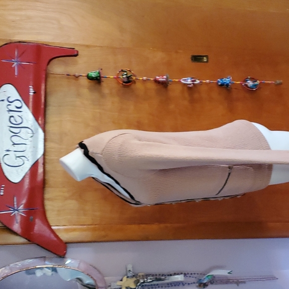 Twelve by twelve sweater - Picture 4 of 6